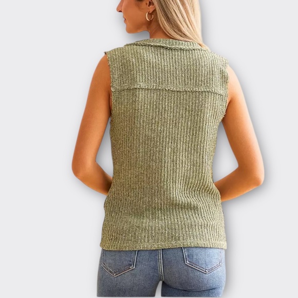 New BKE Olive Green Ribbed Knit Henley Tank Top S Utility Athleisure Minimalist - Picture 2 of 9